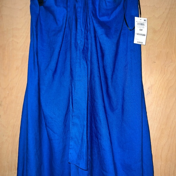 Brand new, never worn. Royal blue linen. Size 0X or XL - Picture 5 of 5